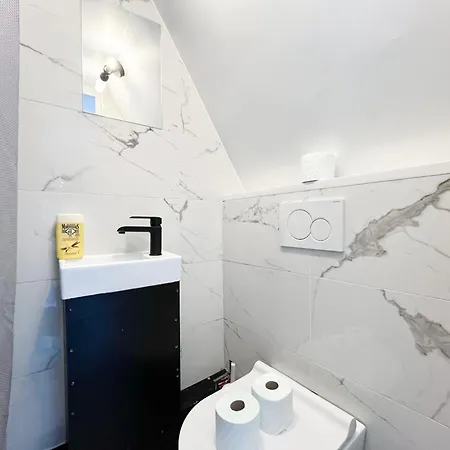 Apartment 04 - Faubourg Bail Mobilite